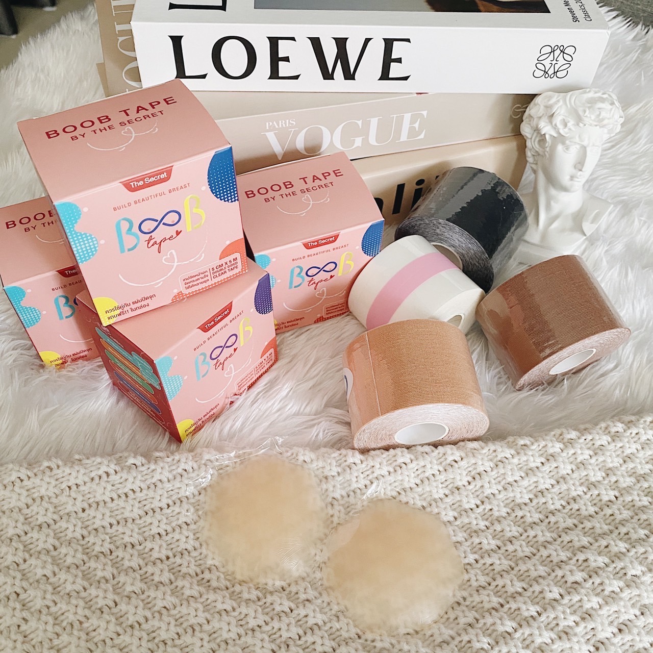 BOOB TAPE The Secret แถมฟรี‼️ ซิลิโคนปิดจุก เทปแปะกันโป๊ เทปผ้า เทปแปะอก เทปกาว เทปยกกระชับ
