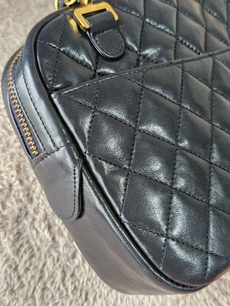 Chanel Sac Caméra holo1