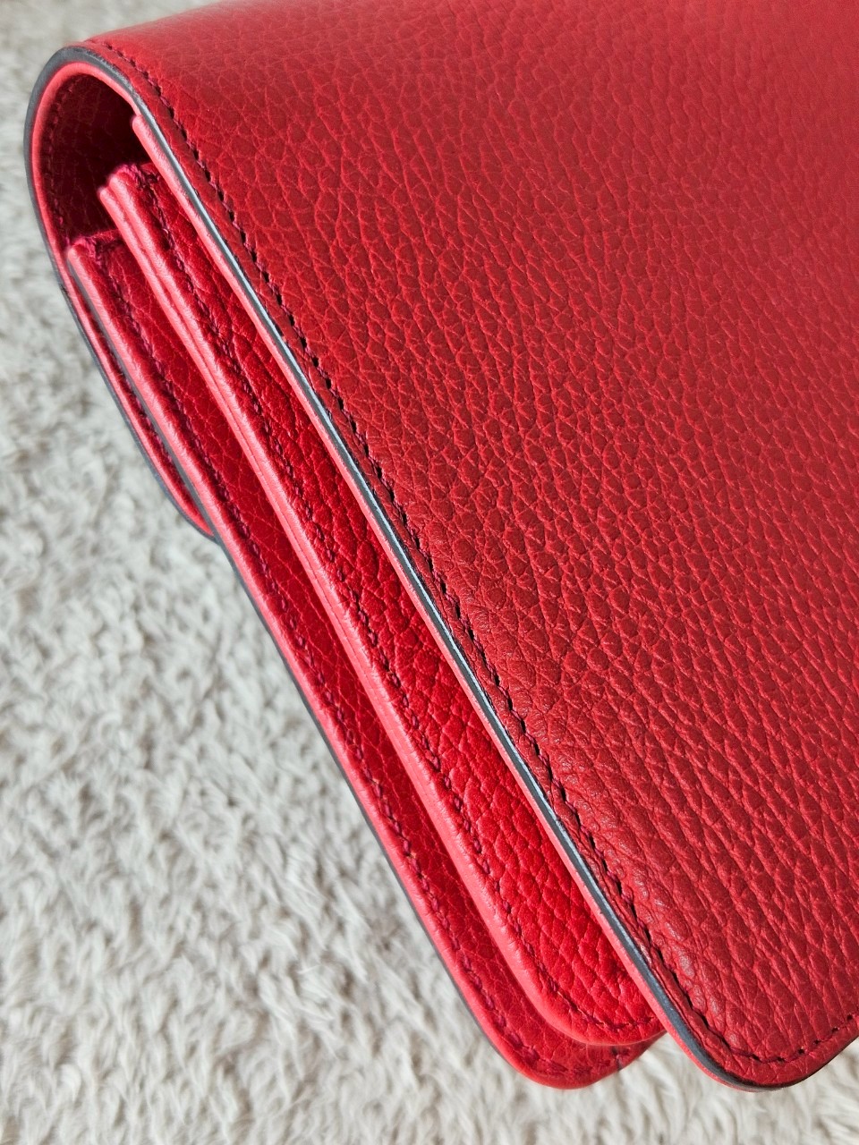 Gucci Interlocking Red