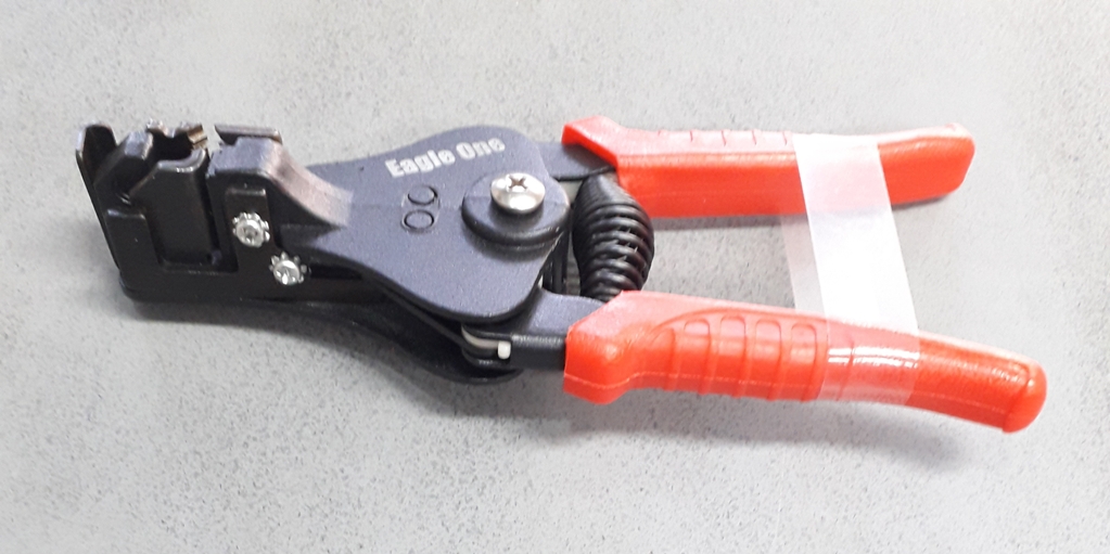 คีมปอกสายออโต้ 7" WS-103B