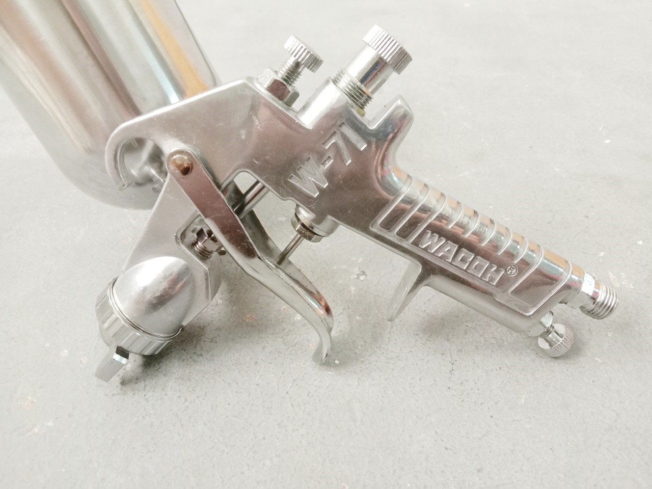 กาพ่นสี W-71G กาบน 400ml META