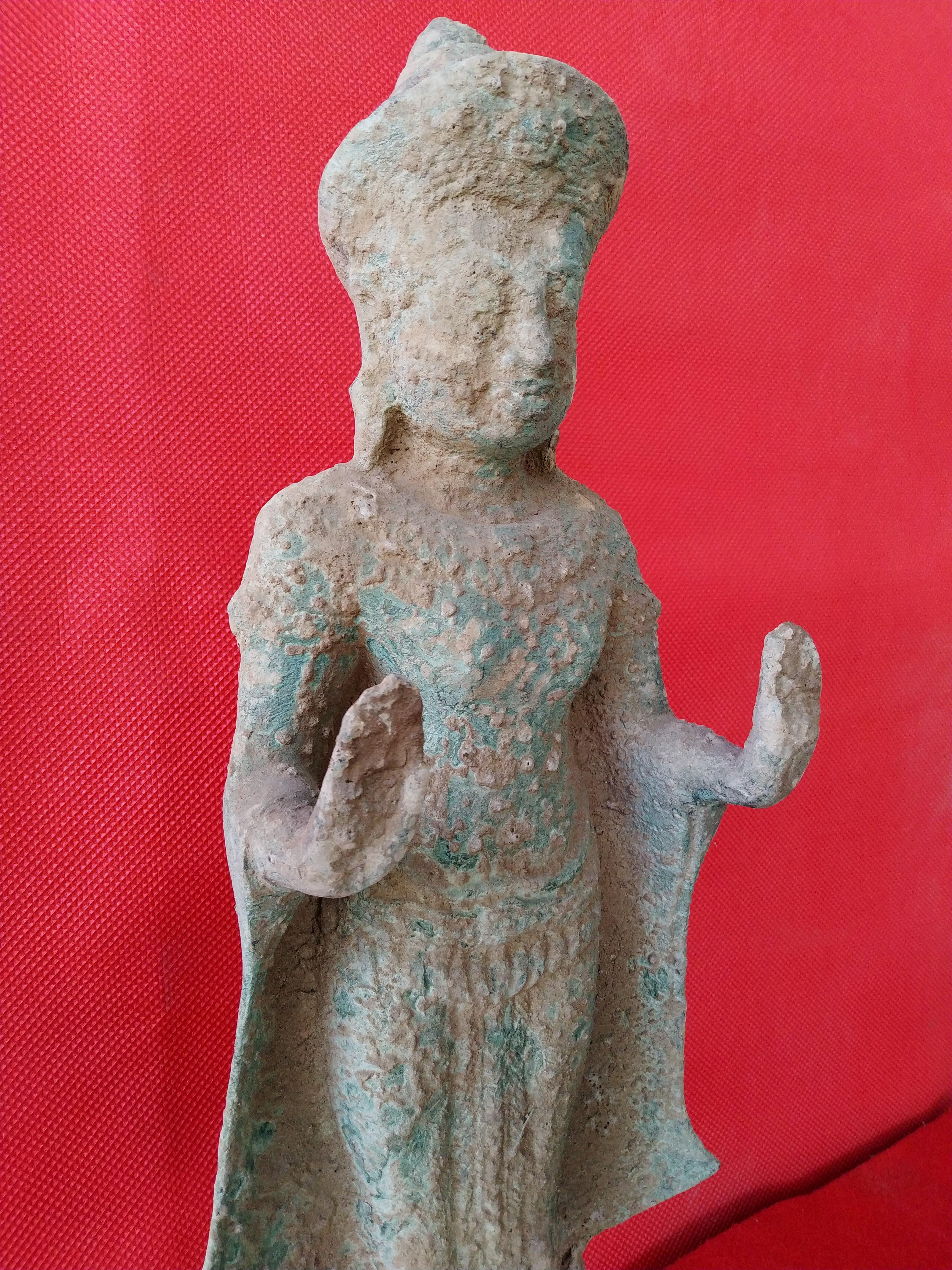 พระลพบุรียืนสวมหมวกชีโป ปางห้ามสมุทร สูง19นิ้ว