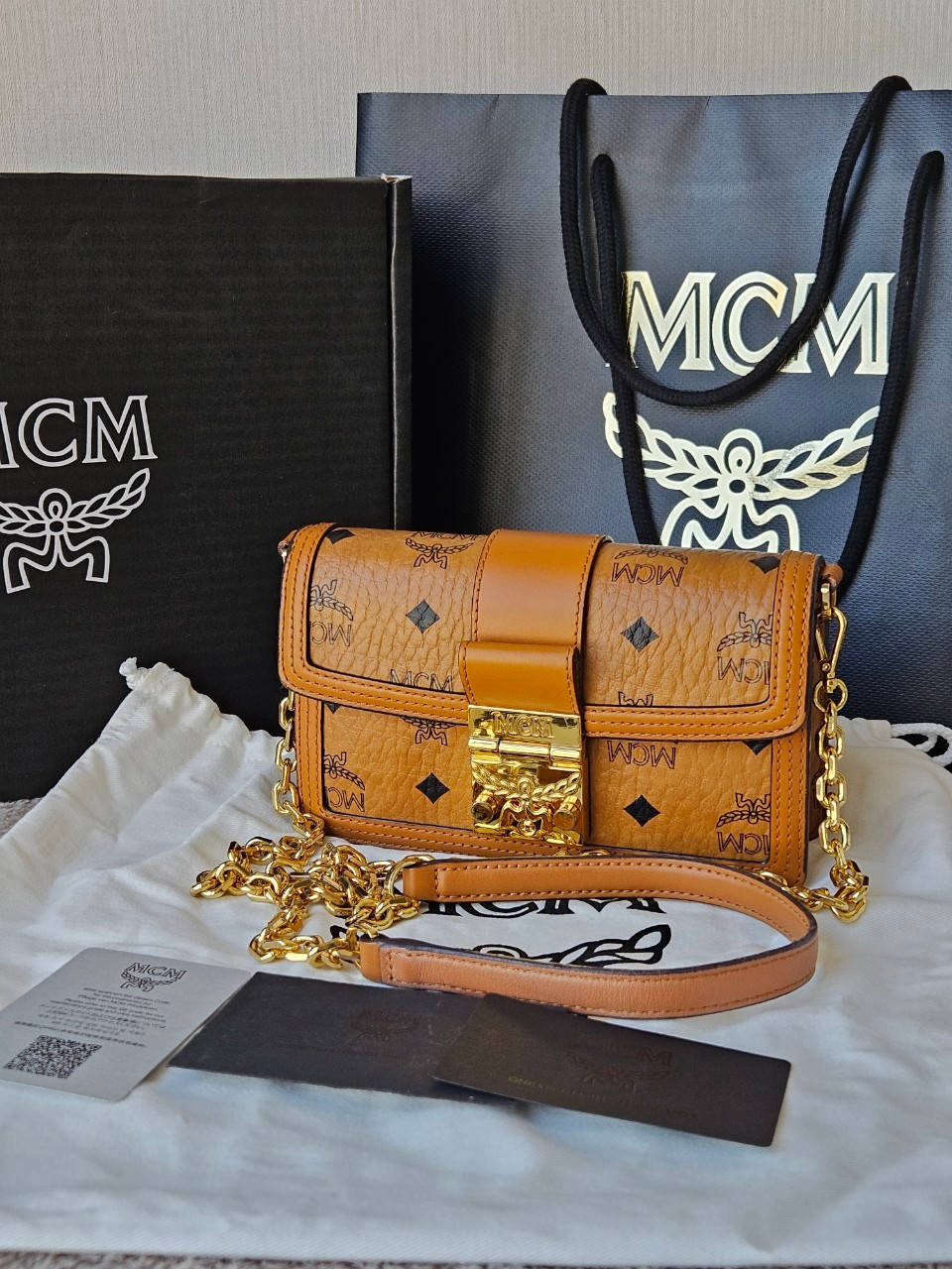 MCM Tracy Crossbody in Visetos