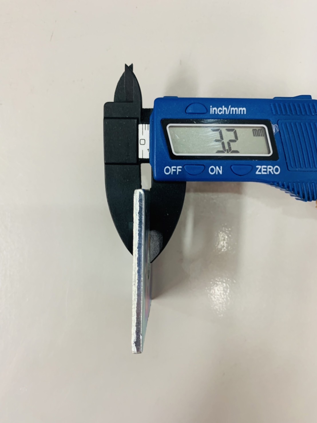 แหวนน็อตแรค