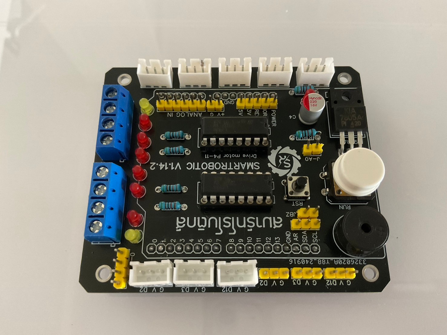 SMR บอร์ดหุ่นยนต์ระดับกลาง พร้อมใช้งาน (ไม่รวมบอร์ดarduino uno)