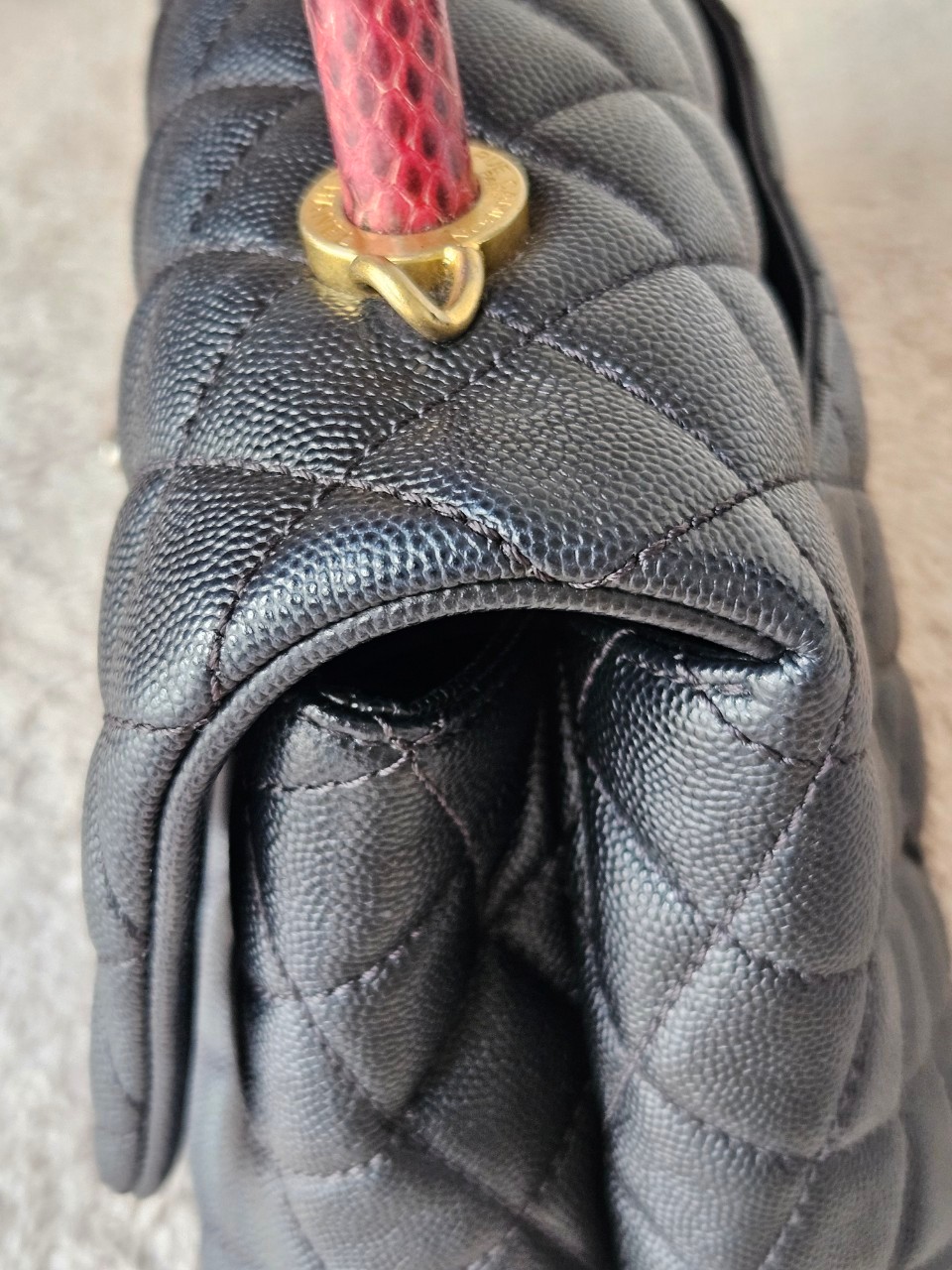 Chanel Coco 10.5 Caviar Lizard holo26