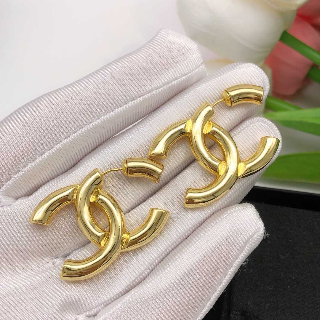 ต่างหู Chanel Earring ต่างหูชาแนล classic chanel ต่างหูแบรนด์เนม