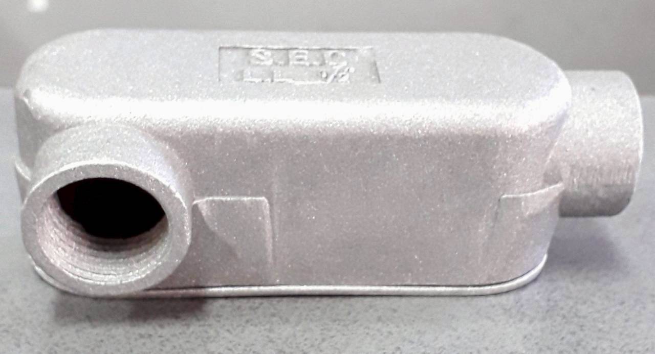 ข้อต่อ LL (ฝาปิดน็อตยึด)