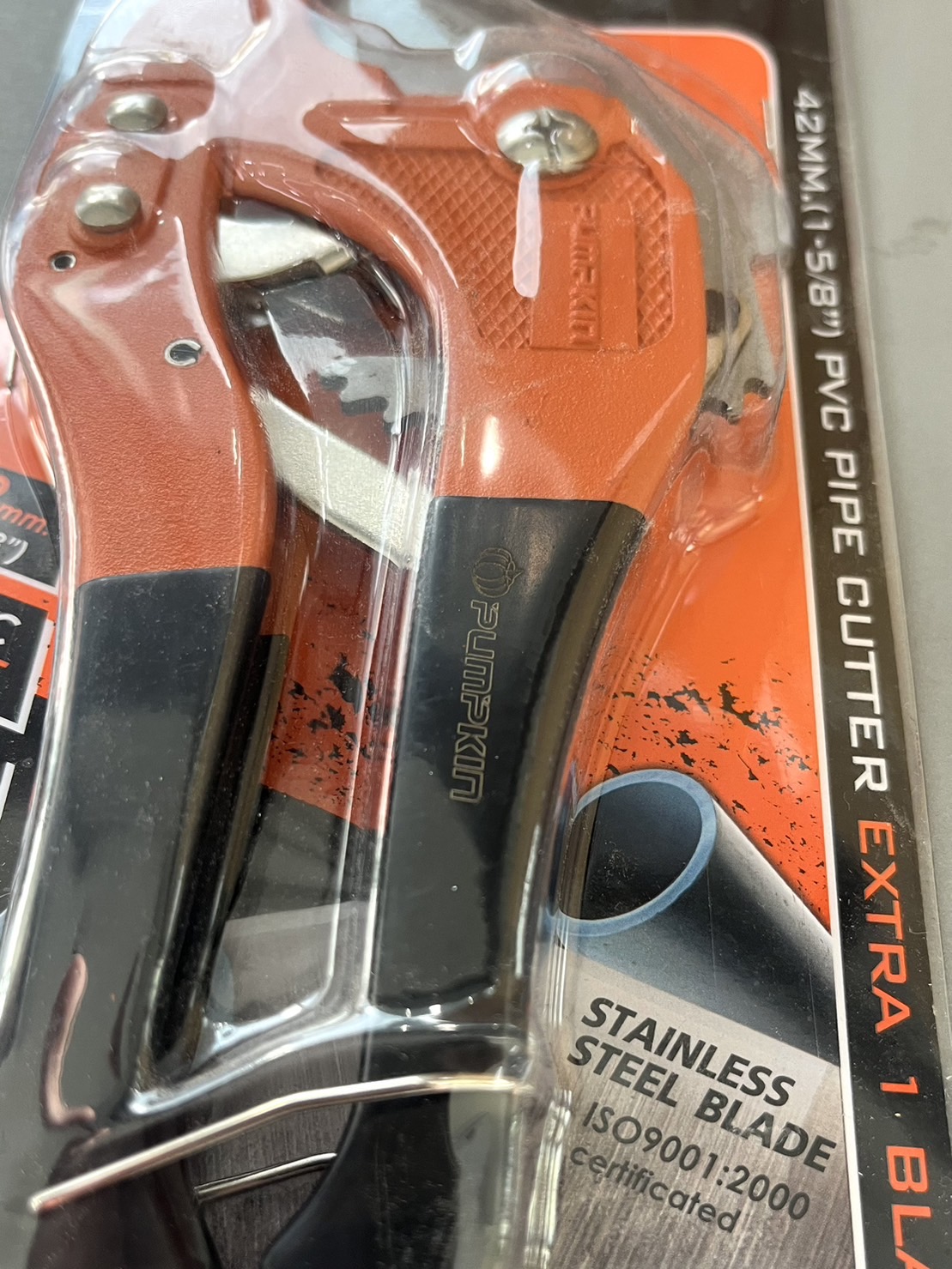 กรรไกรตัดท่อ พีวีซี ด้ามชุบยาง (1-5/8") พัมคิน