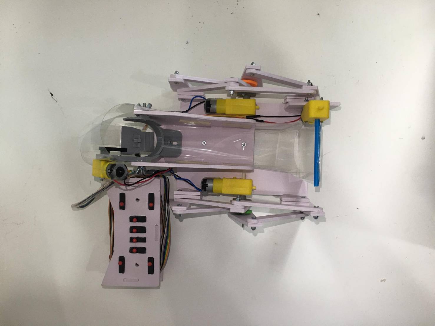 หุ่นยนต์นักบาส ART 2024 รุ่นใหม่