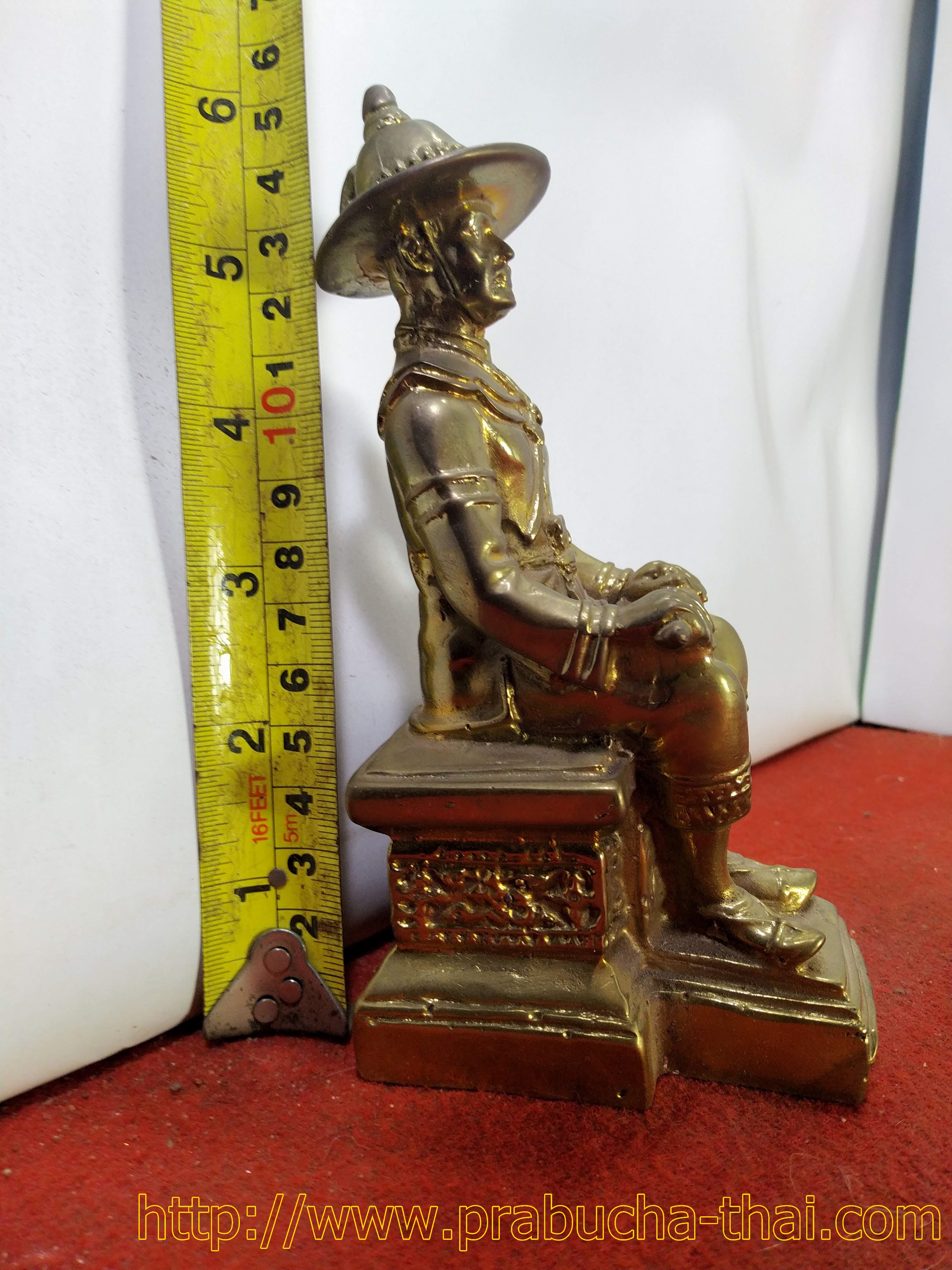 พระบรมรูปจำลอง สมเด็จพระเจ้าตากสินมหาราช เนื้อทองเหลือง