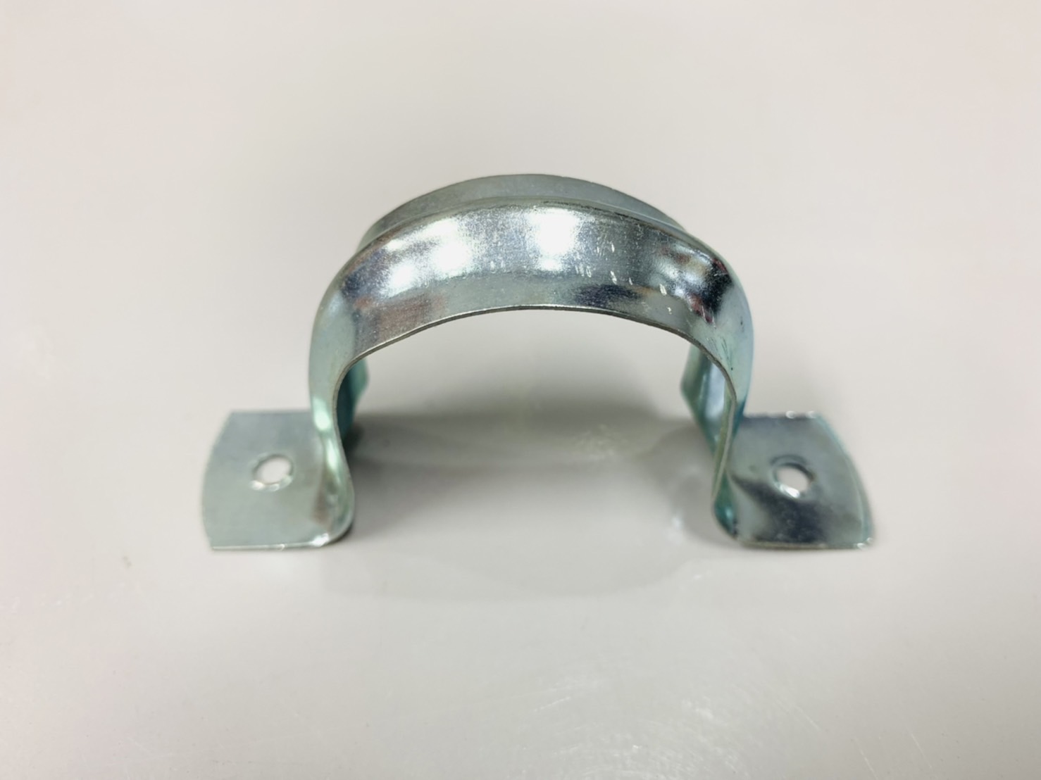 กิ๊ปจับท่อ, แคล๊มป์จับท่อ สังกะสี รุ่นบาง