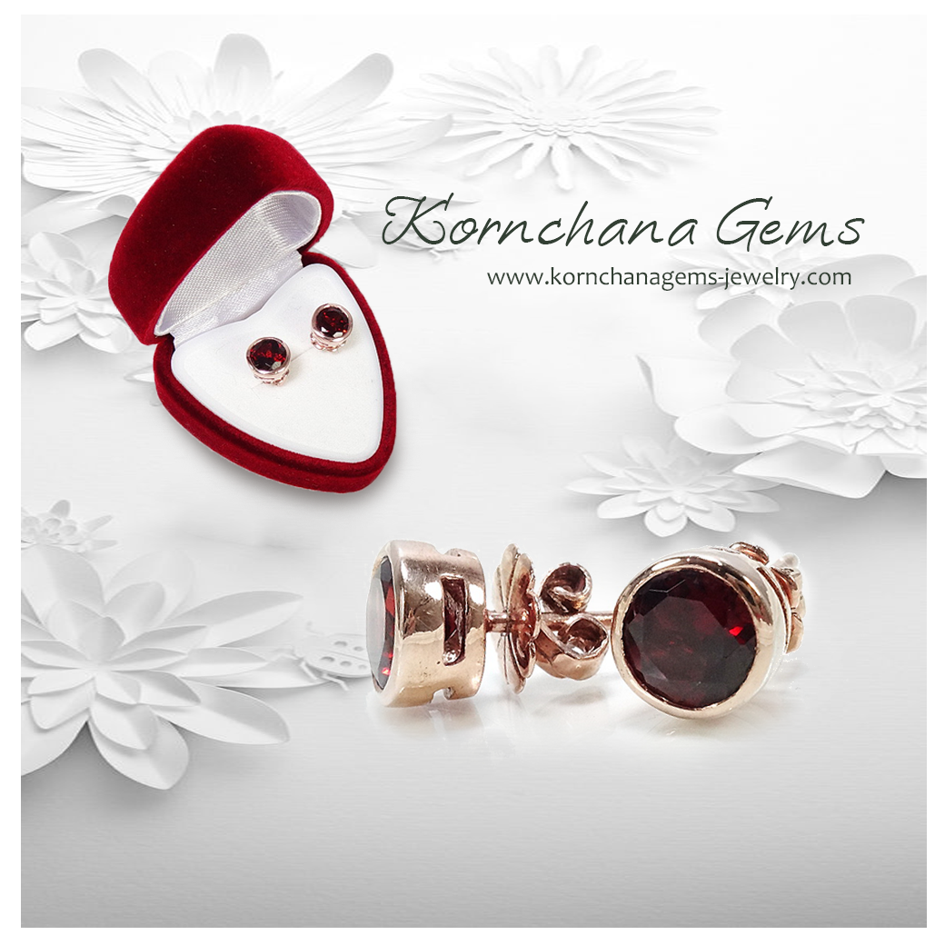 Studs Earrings ต่างหูติดหูพลอยการ์เนทสีแดงเข้ม การ์เนทหรือโกเมนเป็นพลอยประจำวันเกิดของคนเกิดเดือนมกราคมหรือคนเกิดวันอาทิตย์ ราคาพิเศษ