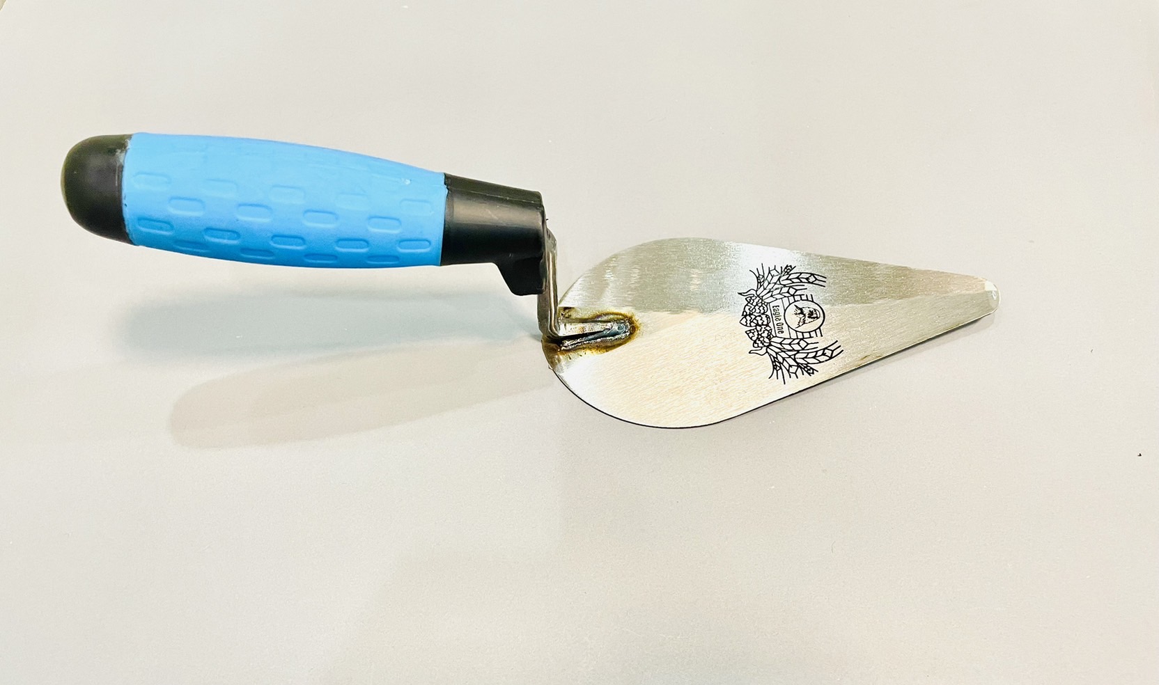 เกียงแหลม ด้ามยาง Eagle One