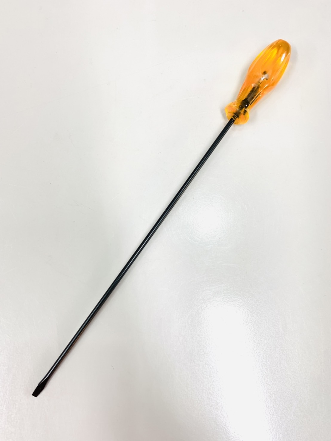 ไขควงแกนกลม ชุบดำ 4มิล x 10" (-) หัวแบน