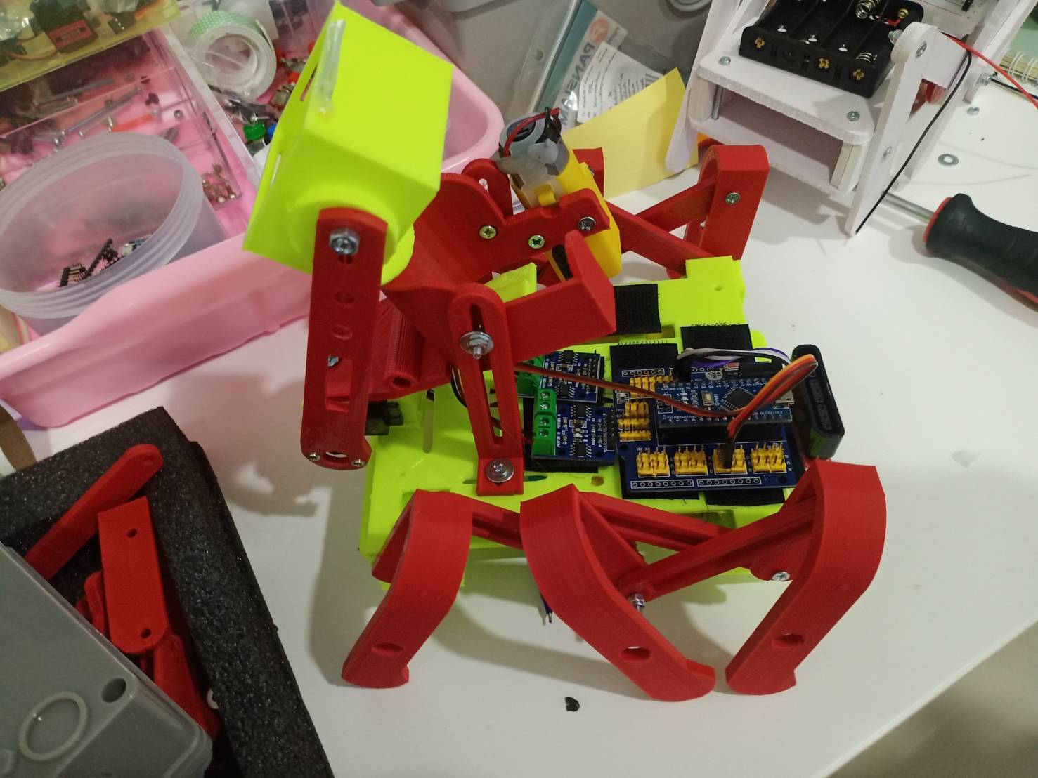 หุ่นยนต์นักบาสเกตบอล จับลูกปิงปองได้ ยิงลูกปิงปองได้ (แบบไร้สาย) Ex