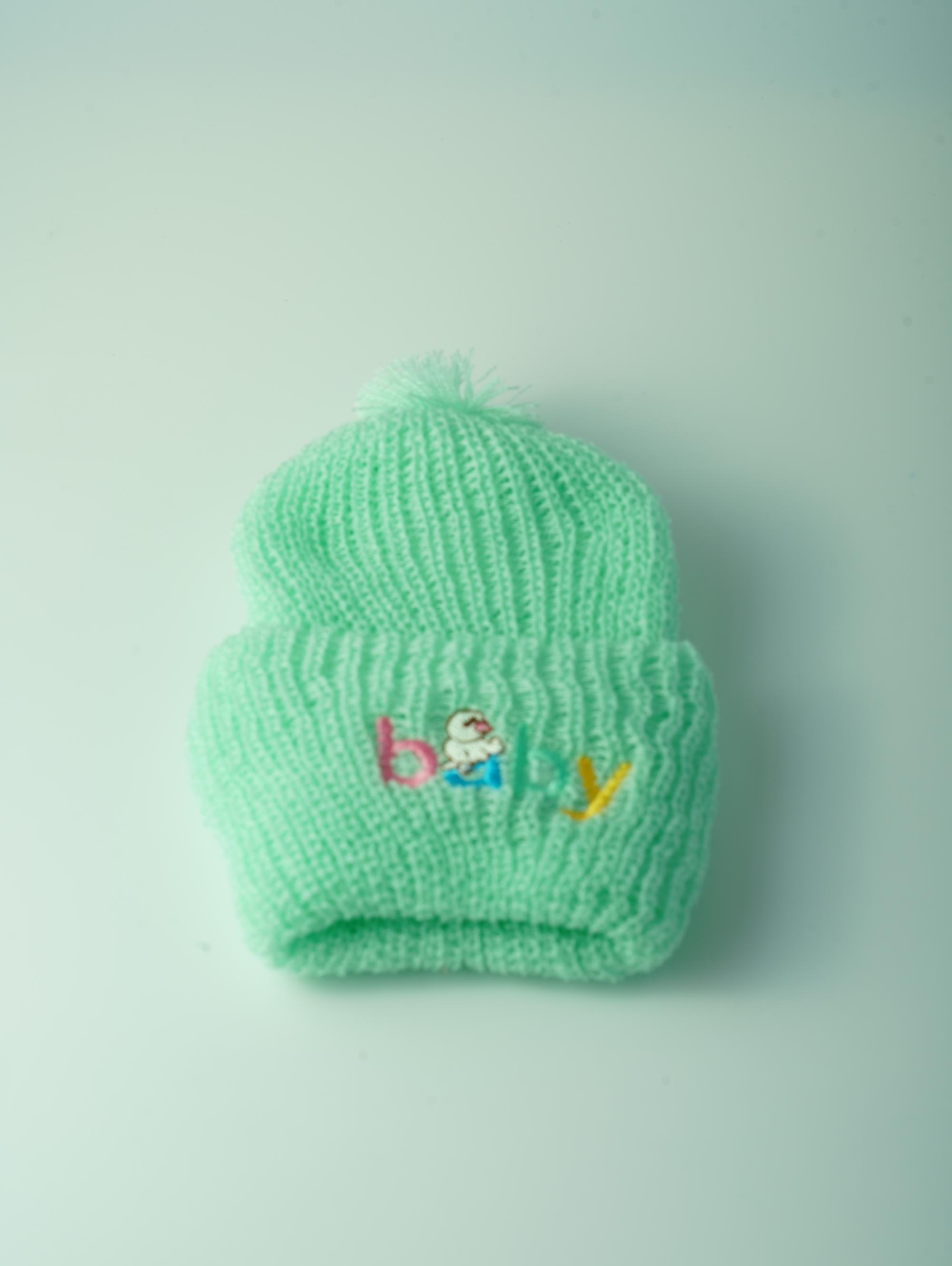 ขายส่ง หมวกไหมพรมเด็กแรกเกิด รุ่นหมวกพื้นสี ปักBABY (ราคาต่อโหล) nongnini1988
