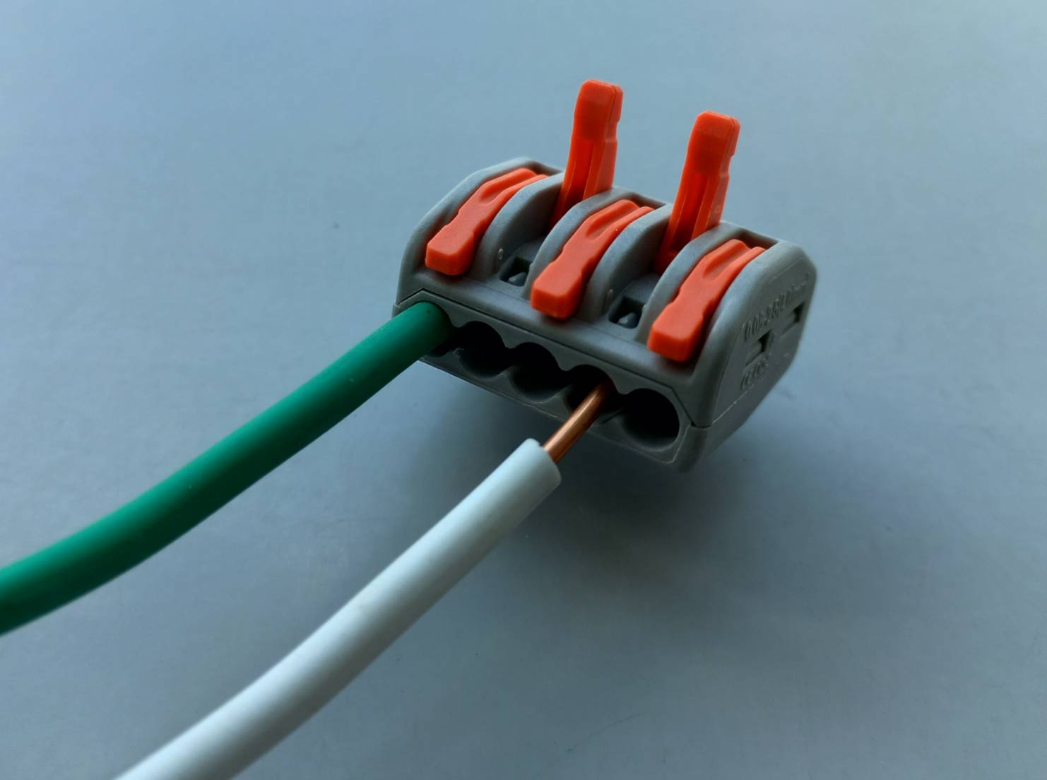 ตัวรวมสายไฟถอดได้ PCT