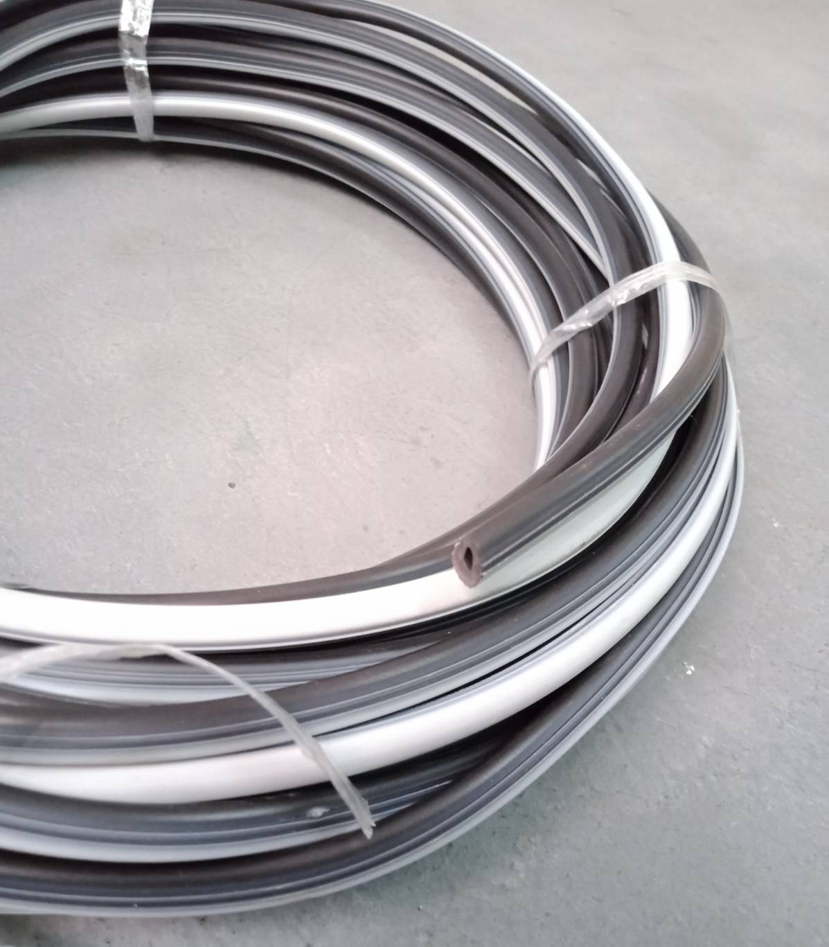 ยางอัดมุ้งลวด (1ม.) (ม้วน)