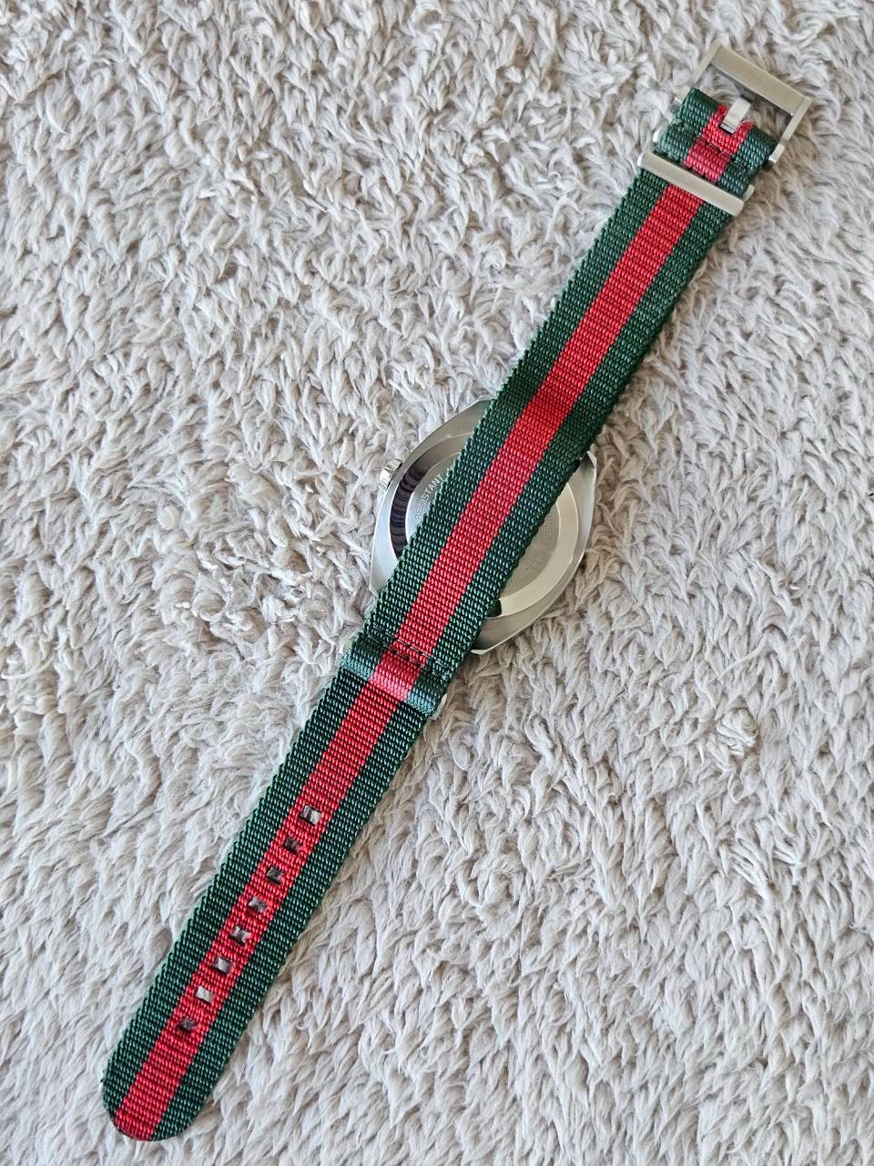 Gucci YA142403 GG2570 สายเขียวแดง