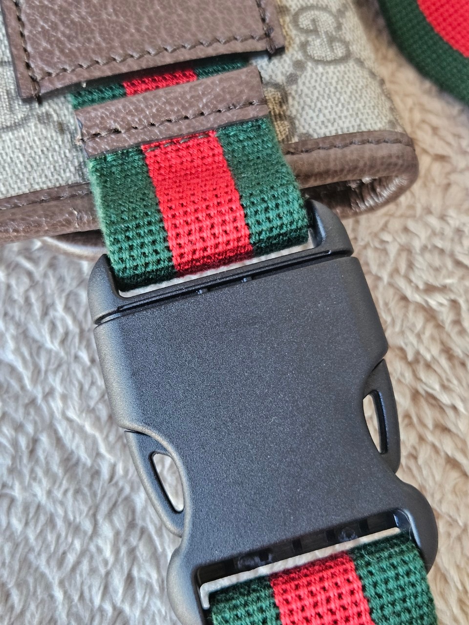 Gucci Supreme Neo Vintage Beltbag