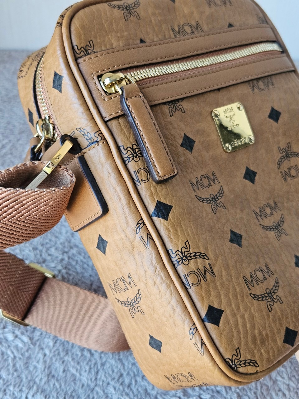 MCM Crossbody Mini Conyac