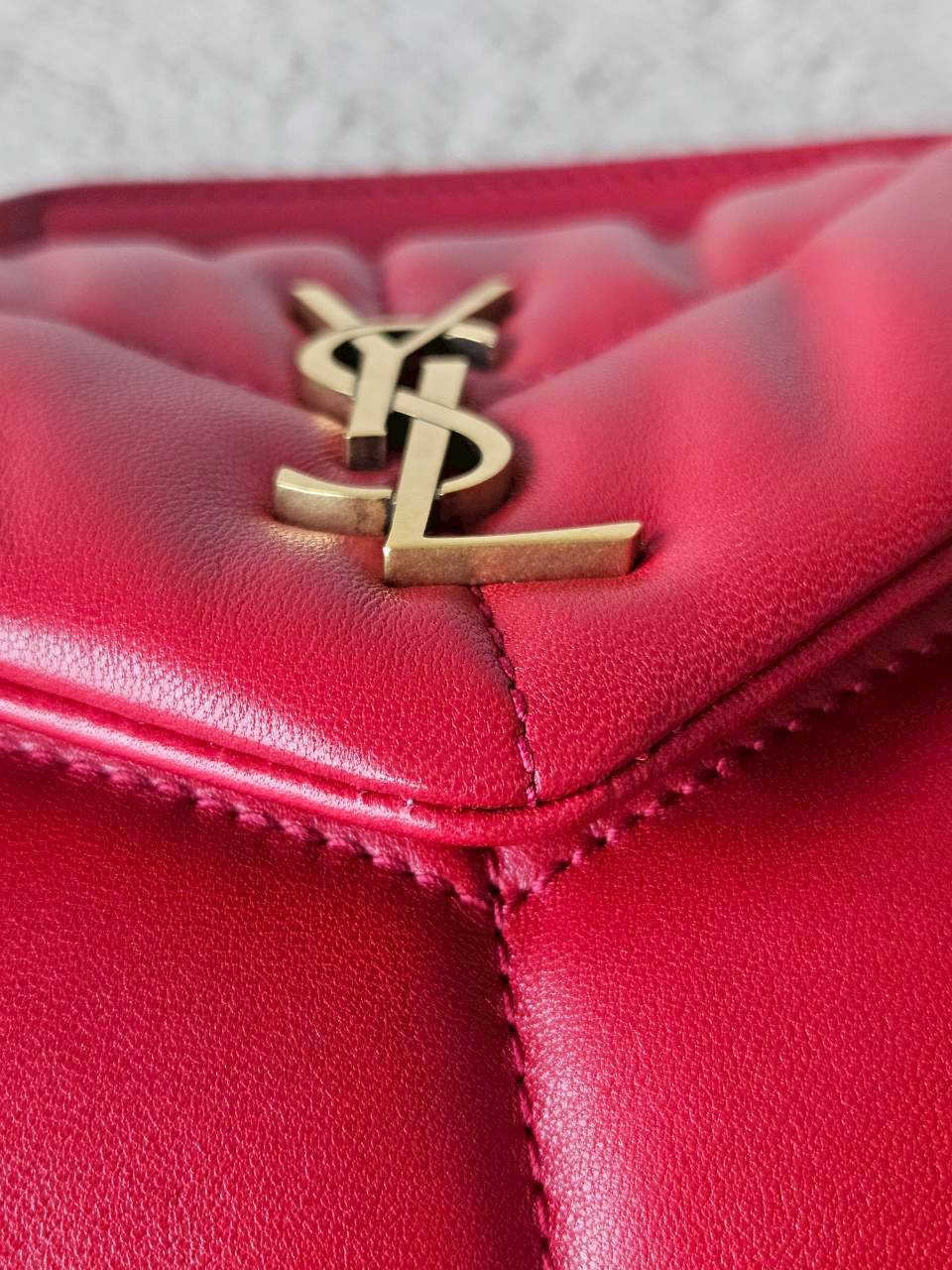 YSL Toy Puffer Mini Bag สีแดง