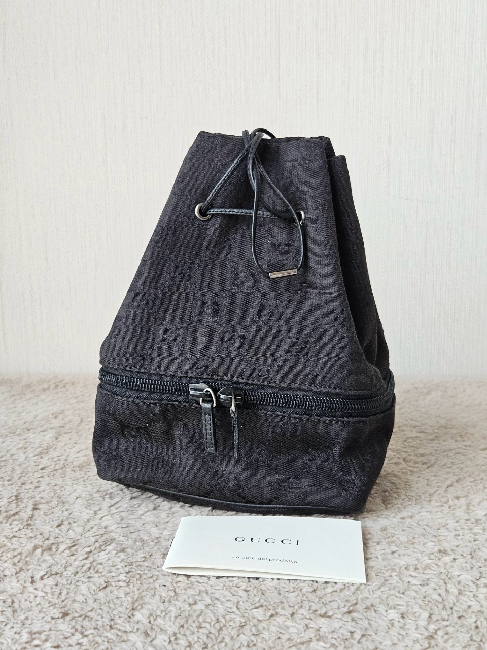 Gucci GG Canvas Pouch Black 6x8นิ้ว