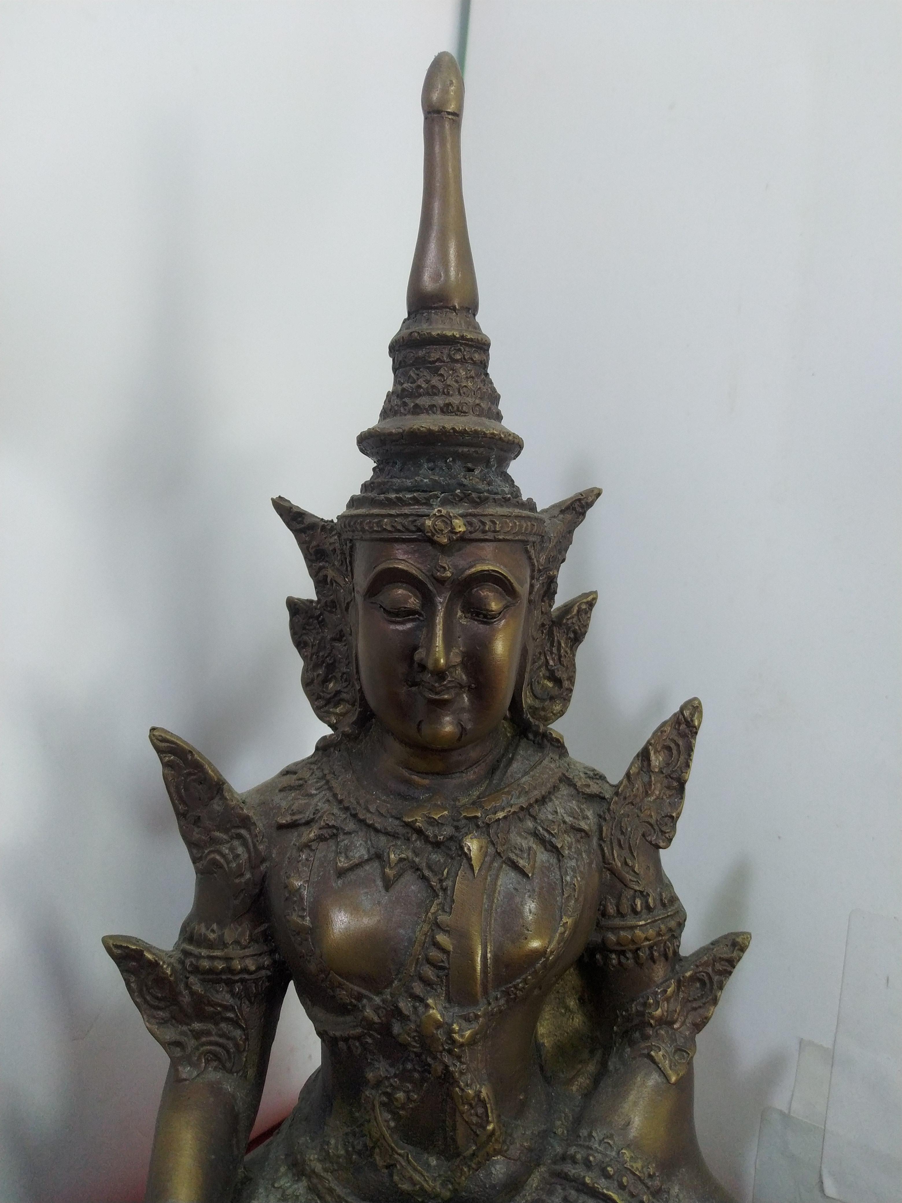 พระจักรพรรดิชัยมงคลรุ่น มหามงคลเศรษฐี หน้าตัก 5 นิ้ว เนื้อทองเหลืองสำริด