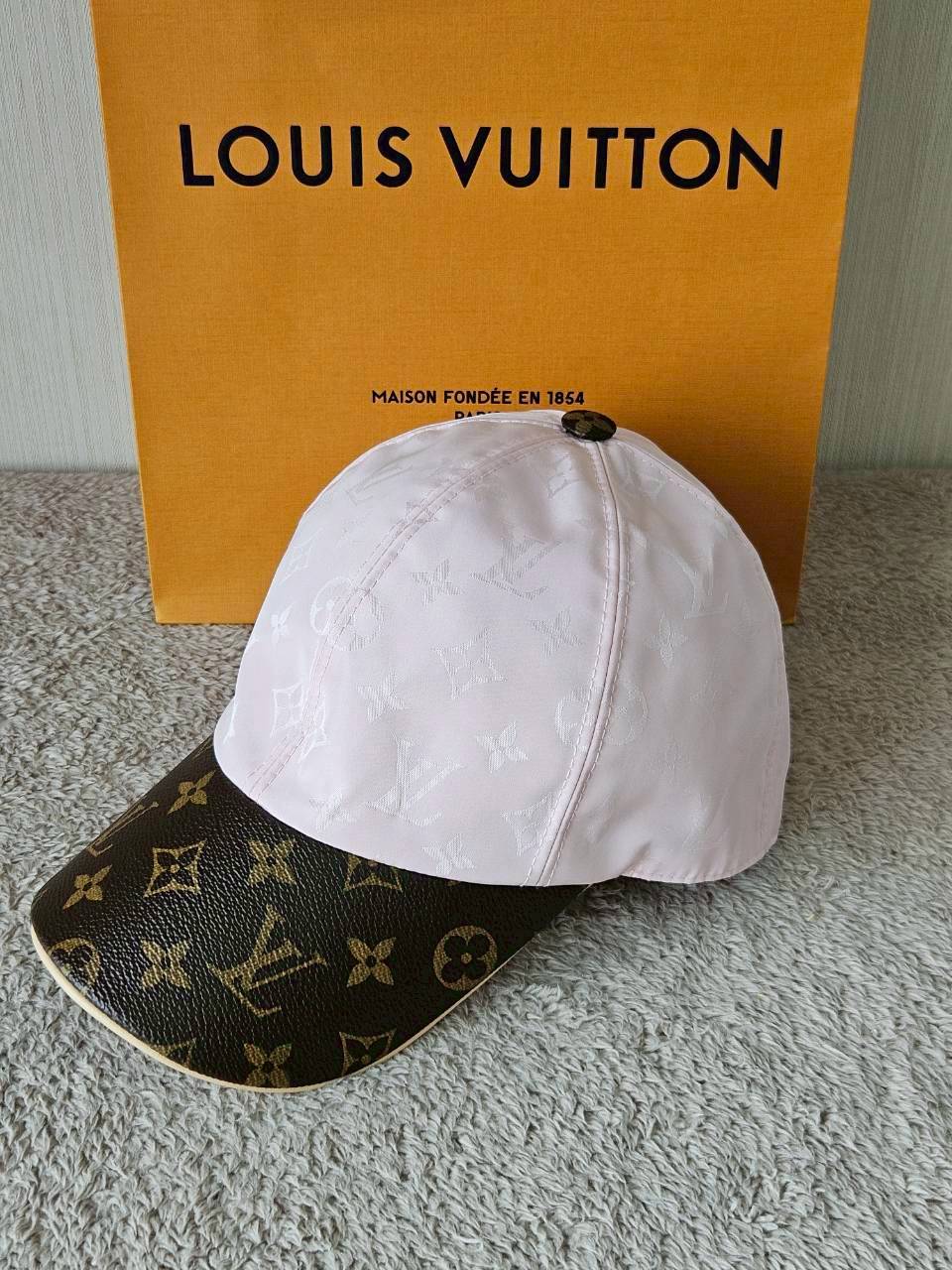 LV Get Ready Mono Pink Cap
