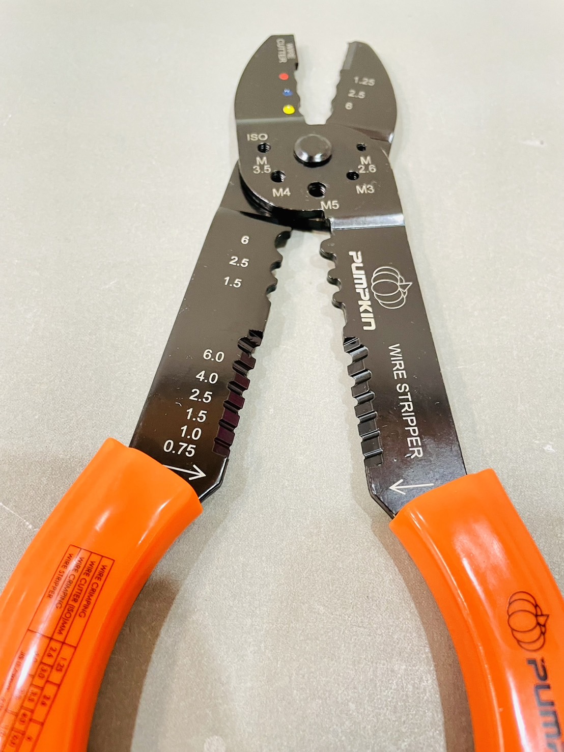 คีมย้ำหางปลา 9.5" พัมคิน