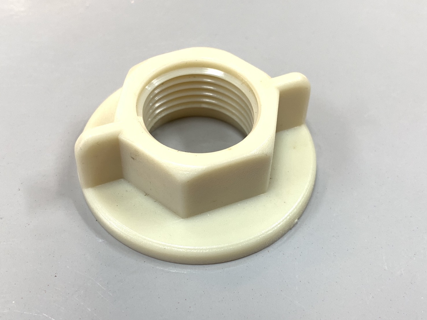 เกลียวล็อคใต้อ่าง