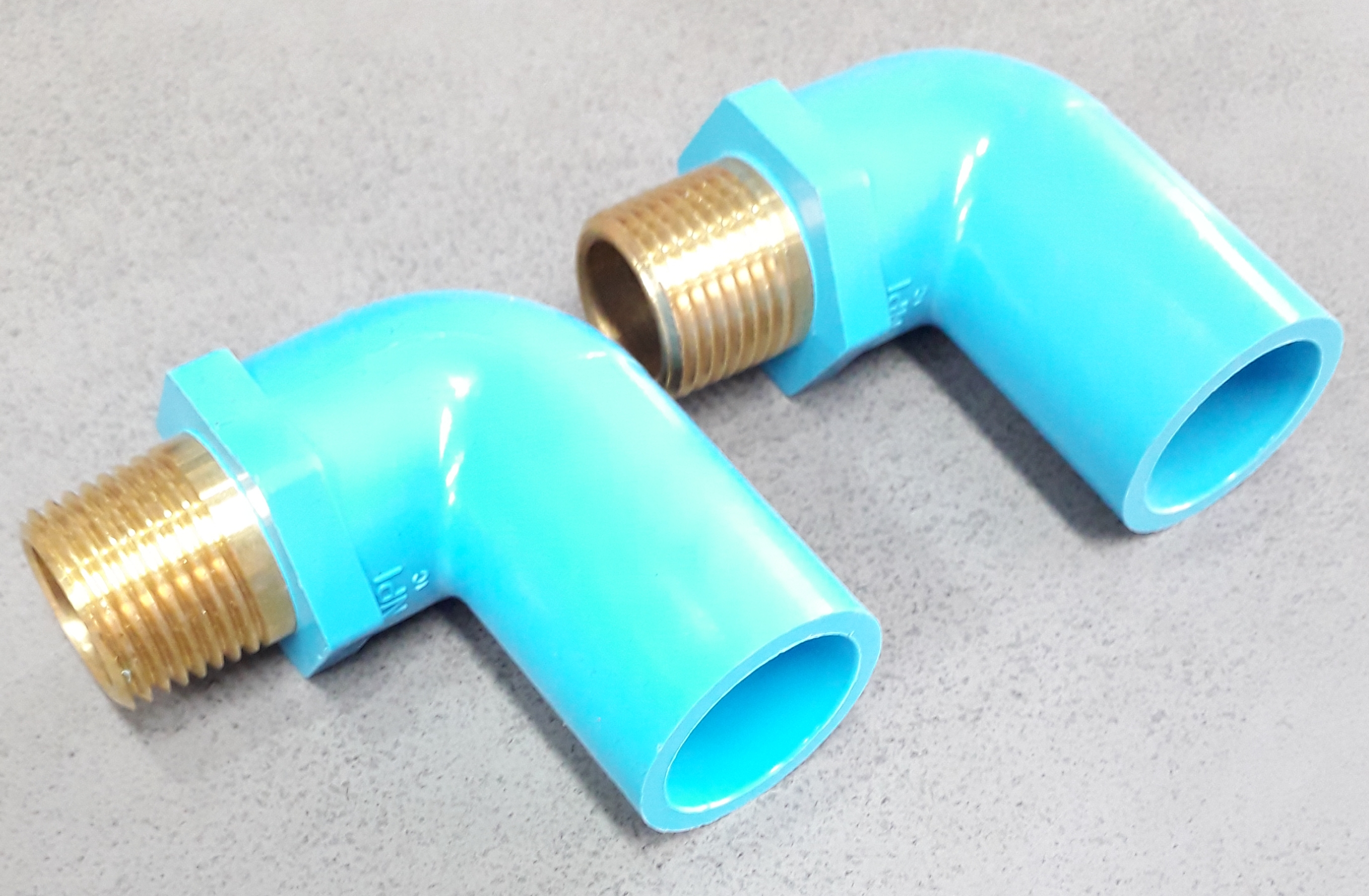 ข้องอ 90 เกลียวนอกทองเหลือง