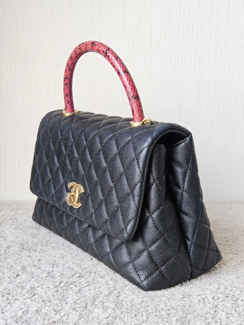 Chanel Coco 10.5 Caviar Lizard holo26