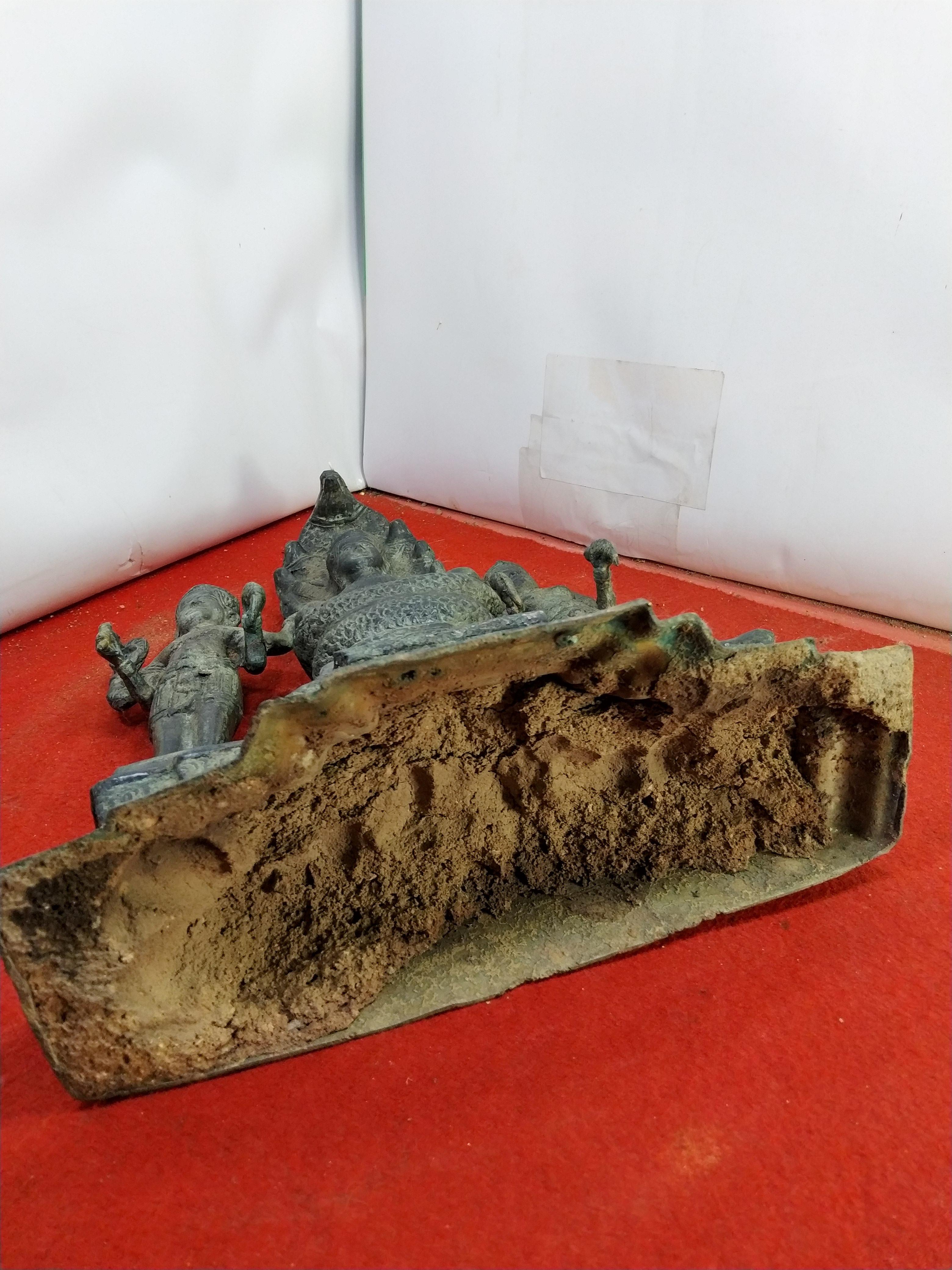 พระนาคปรก พระนารายณ์ พระแม่อุมา ทราวดี เนื้อสำริดสภาพเก่า