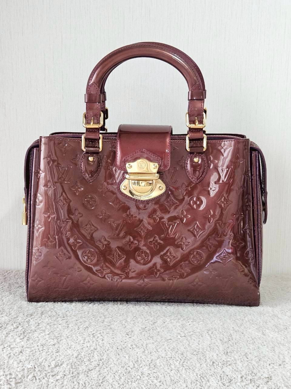 LV M91390 Melrose Amarante Vernis