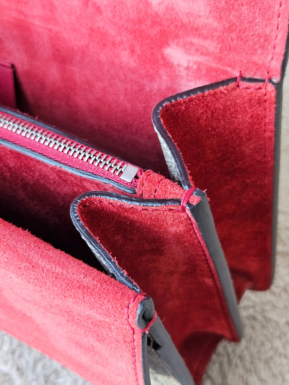 Gucci Dionysus Small ปีกแดง