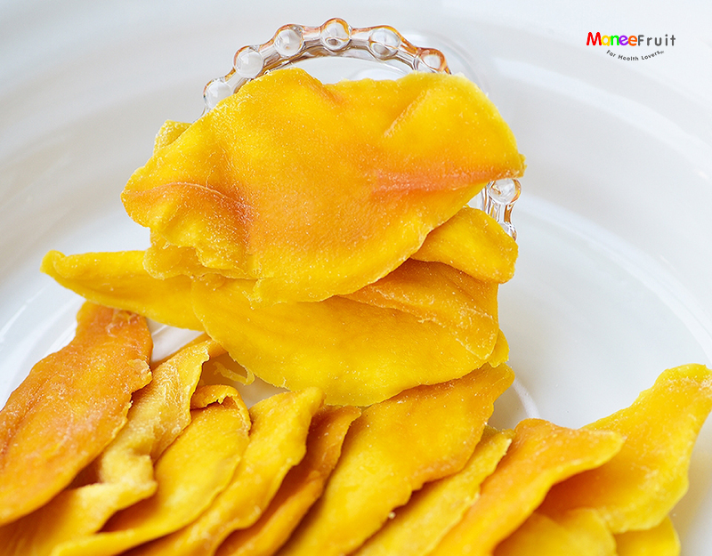 มะม่วงอบแห้ง(ไม่ใส่น้ำตาล) บำรุงผิวพรรณสดใส ผลไม้อบแห้ง น้ำหนัก 200 กรัม(แพ็ค 5 ถุง)