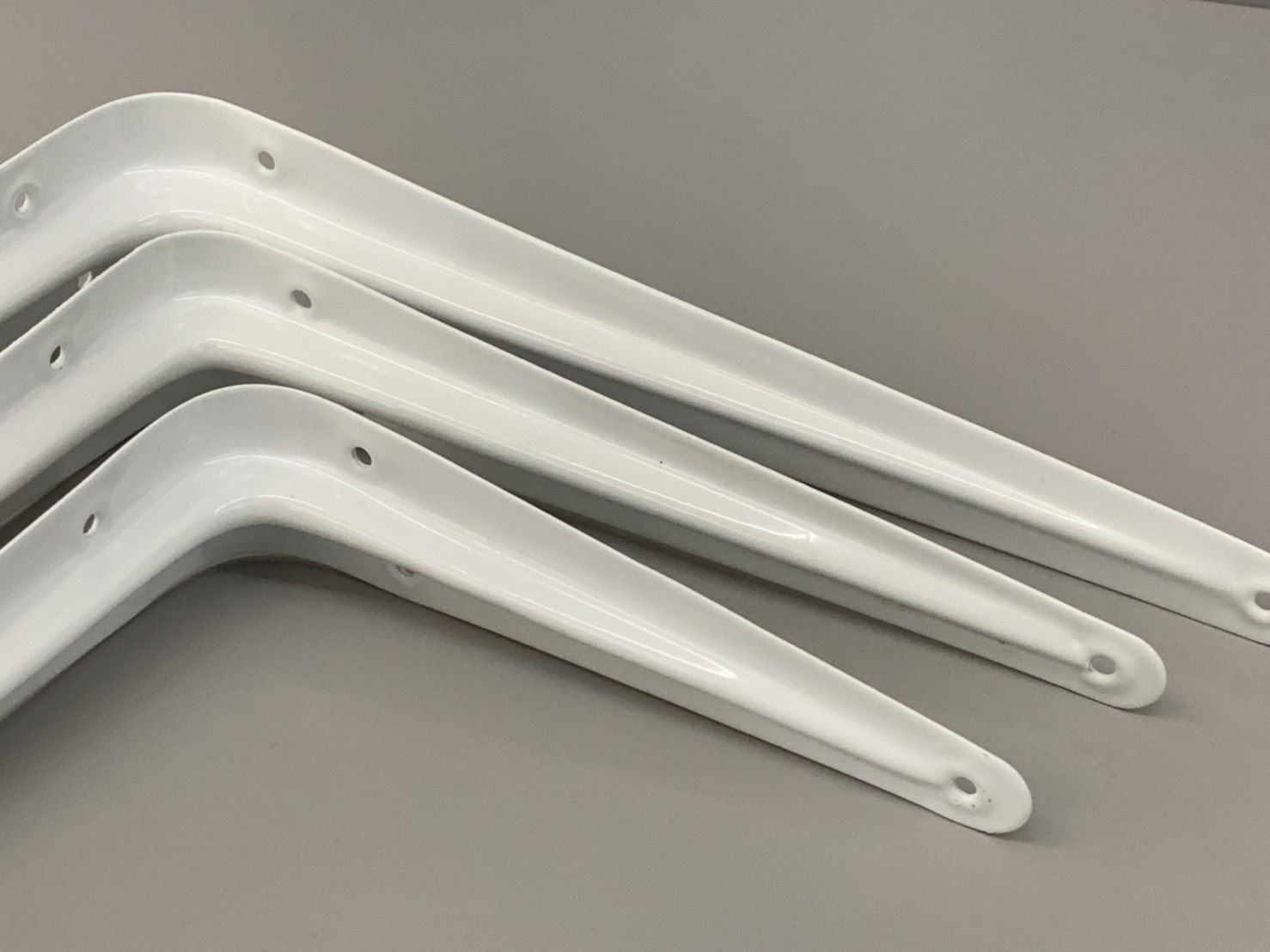 เท้าแขนเหล็กสีขาว Eagle One (อันละ)