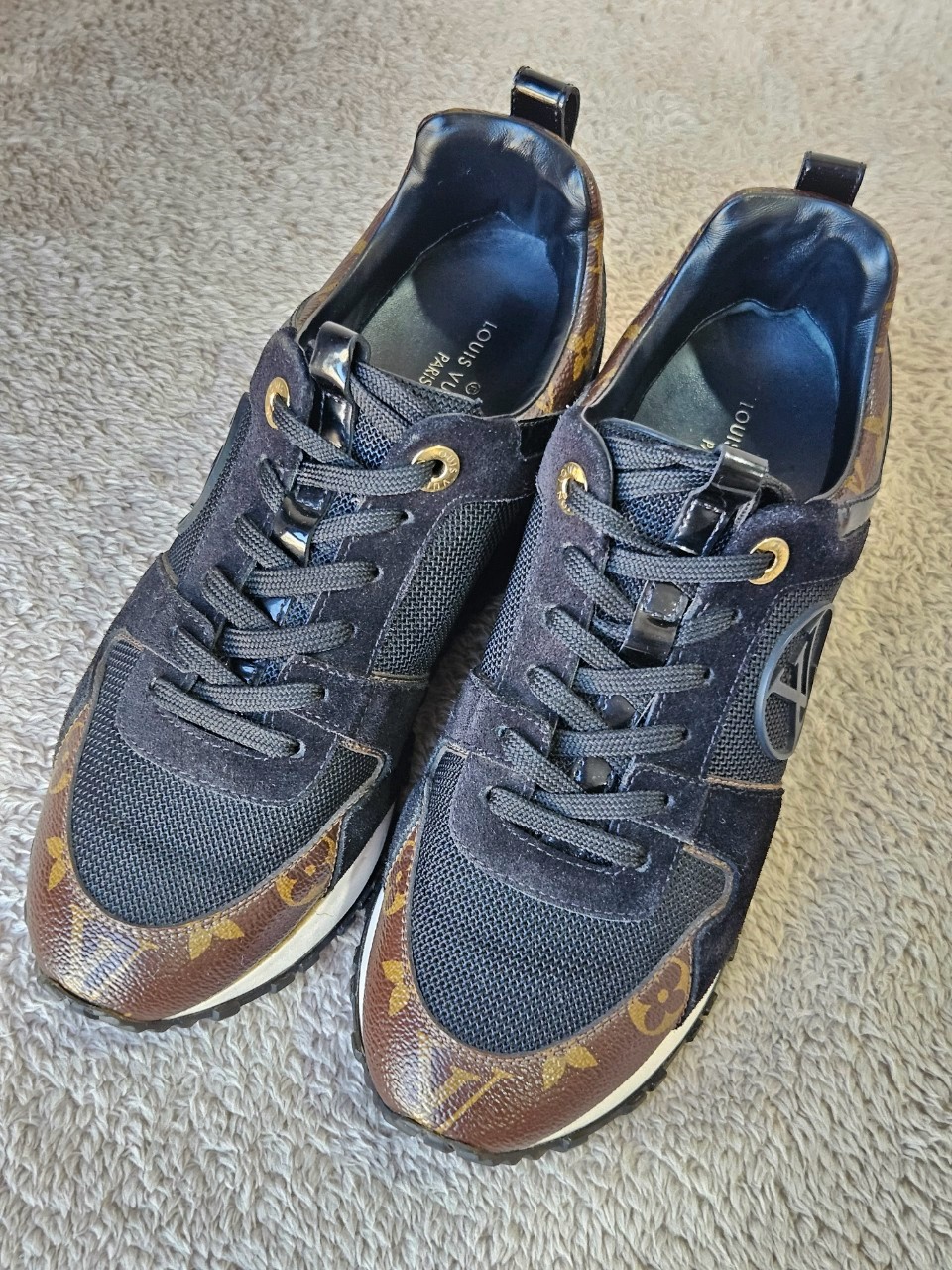 LV Run away Trainers Mono