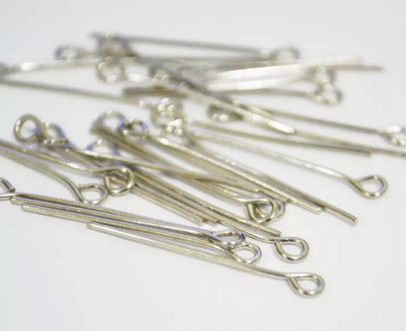 ขายส่ง ตะปูเลข9 (eye pin) 35มิล สีเงิน บรรจุ 100กรัม