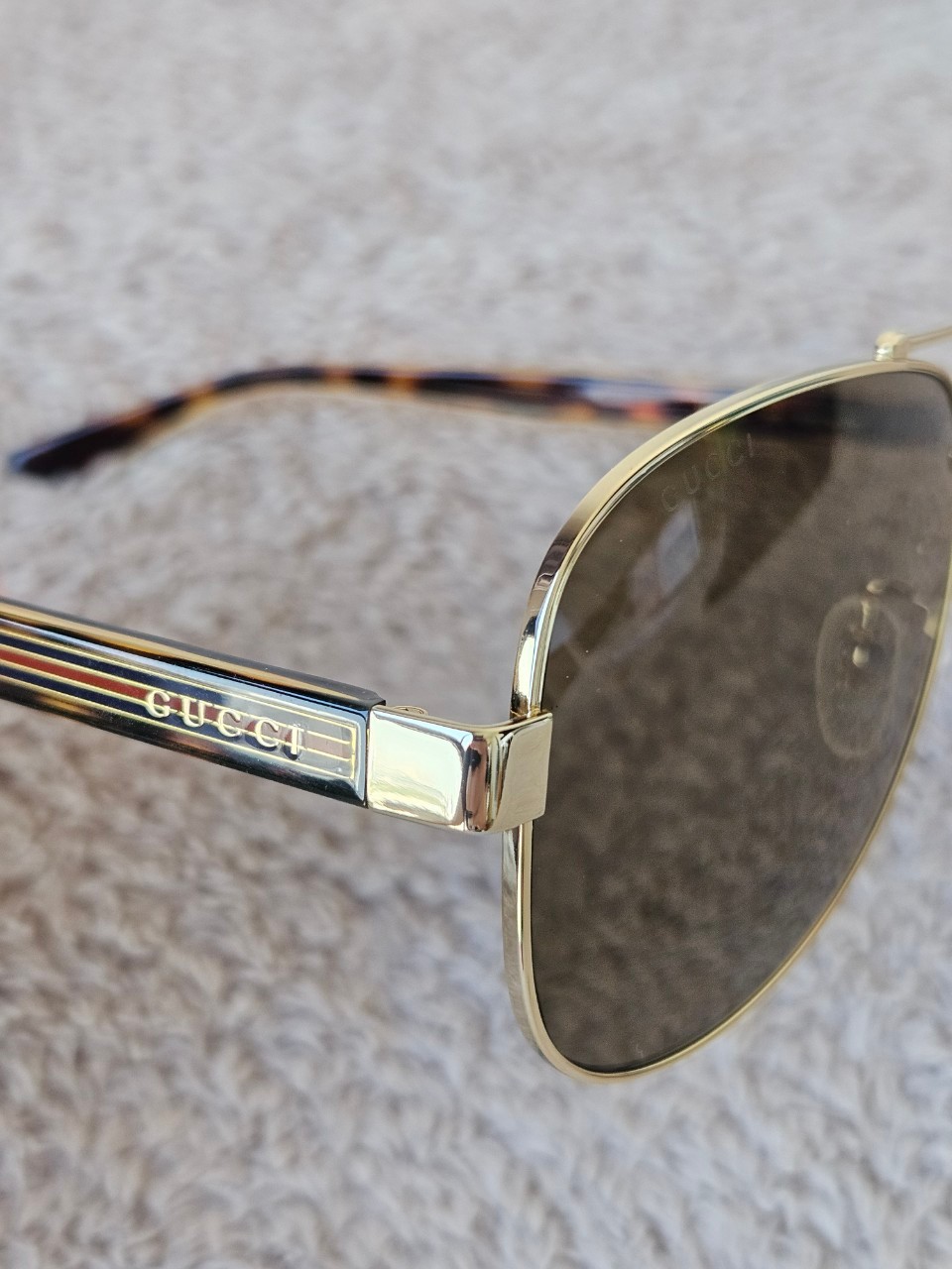 Gucci GG0528S Men's Aviator Sunglasses