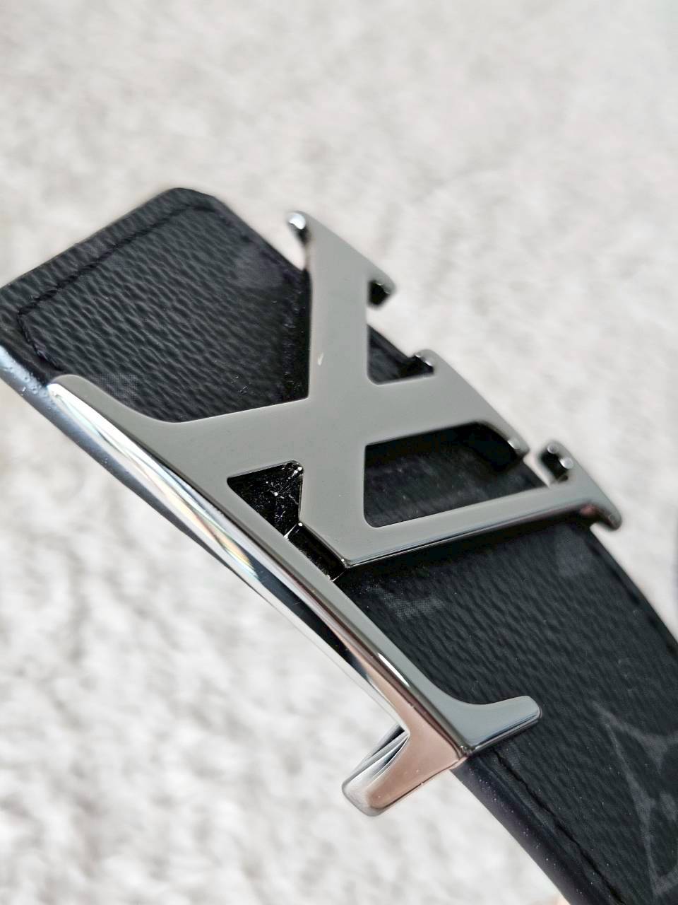 LV Initiales 40mm Invisible Mono Belt