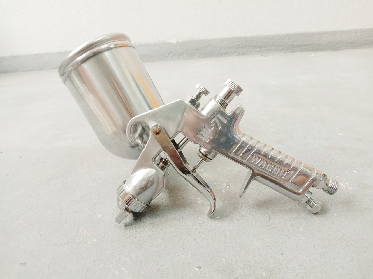 กาพ่นสี W-71G กาบน 400ml META