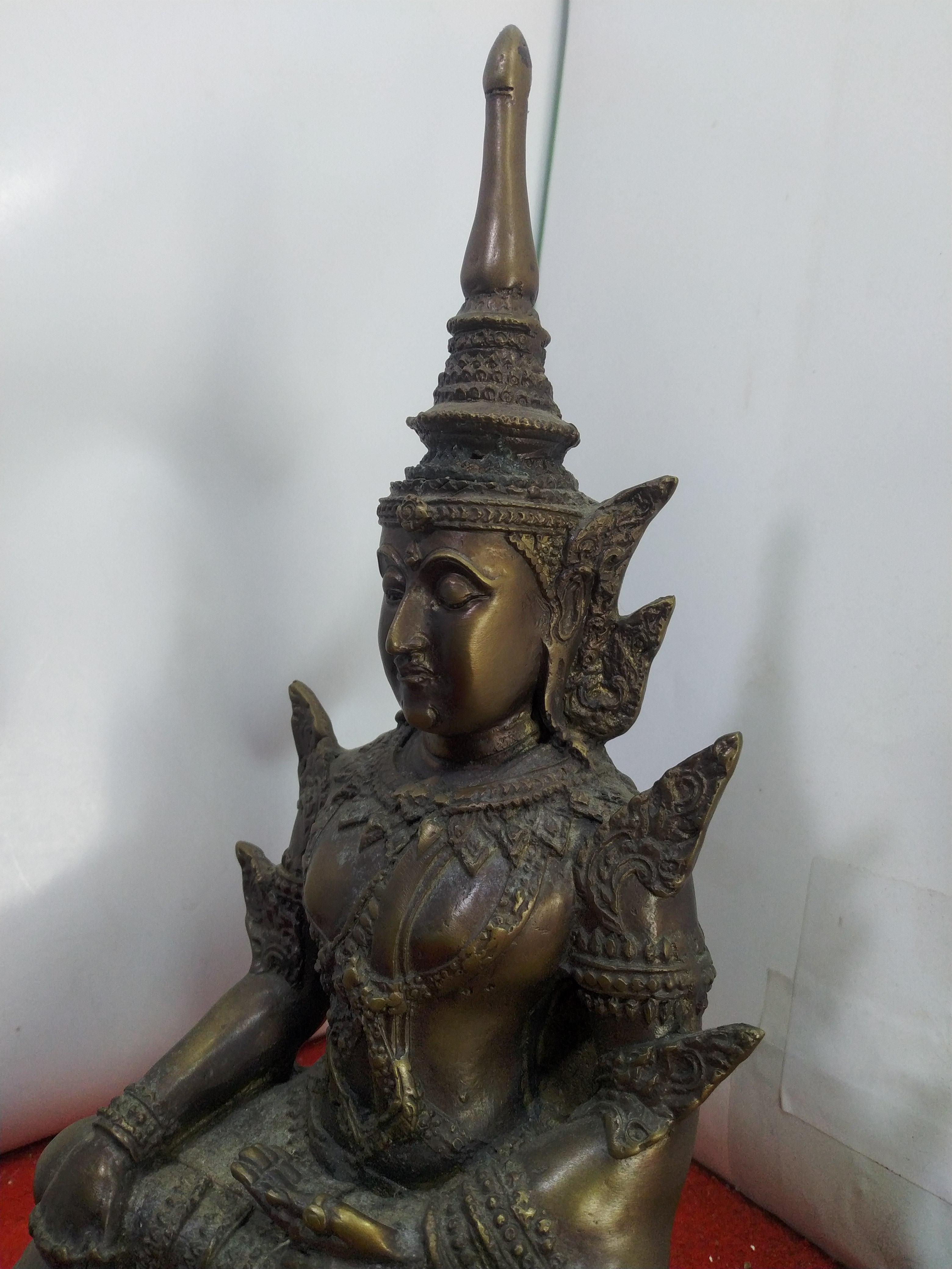 พระจักรพรรดิชัยมงคลรุ่น มหามงคลเศรษฐี หน้าตัก 5 นิ้ว เนื้อทองเหลืองสำริด
