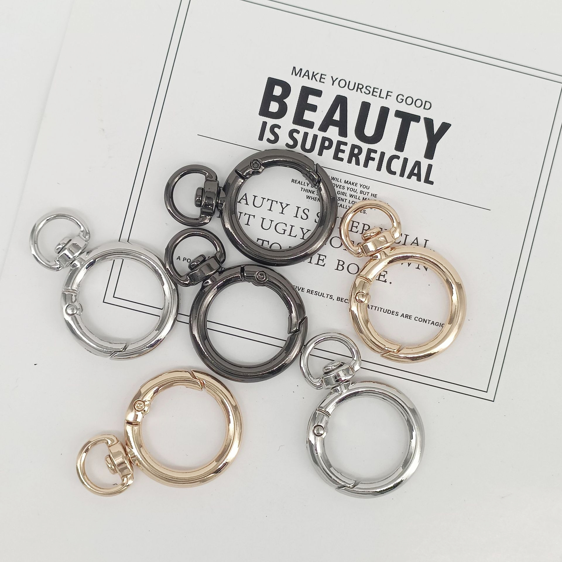 ขายส่ง(10ชิ้น,50ชิ้น)**New design** ห่วงวงกลม ห่วงกลมแบบสปริง ตะขอพวงกุญแจ อะไหล่พวงกุญแจ