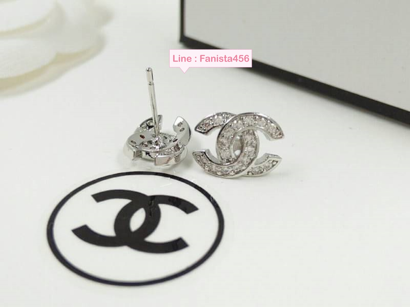 ต่างหูชาแนล Hiend ต่างหูชาแนลพระจันทร์ Moon Chanel Earring