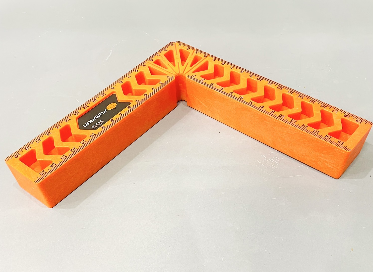 ฉากวัดมุมไม้ พัมคิน 8" 34230