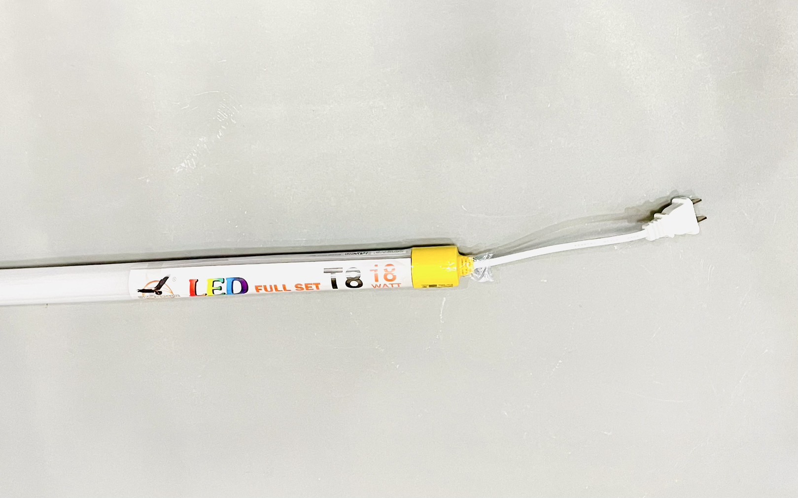 หลอดนีออน LED 18w พร้อมปลั๊กเสียบ