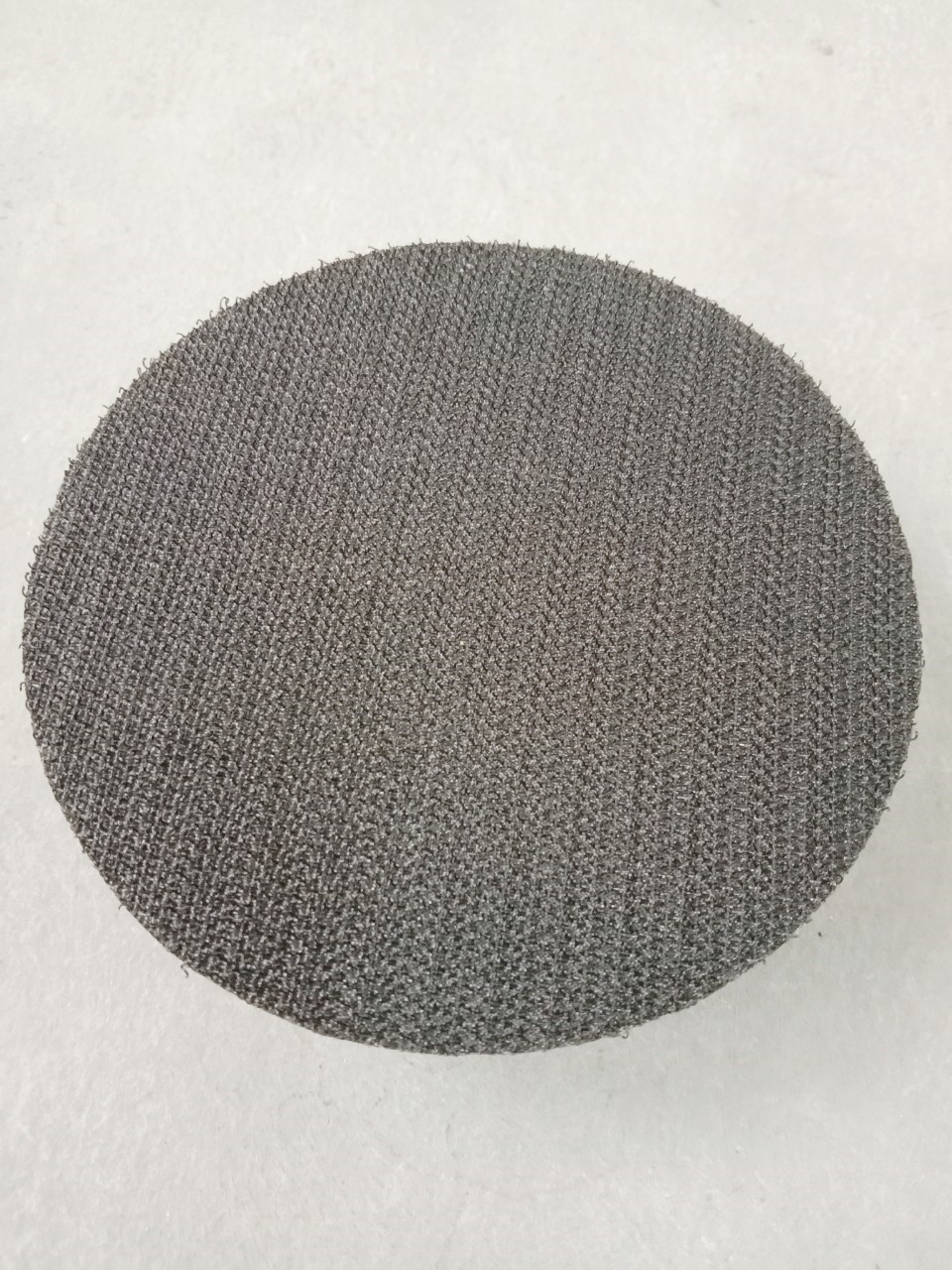 แป้นกลมจับกระดาษทรายหลังสักหลาด 4" (ตีนตุ๊กแก)